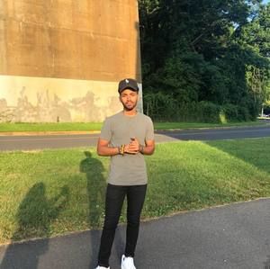 Meet your Posher, Yonathan